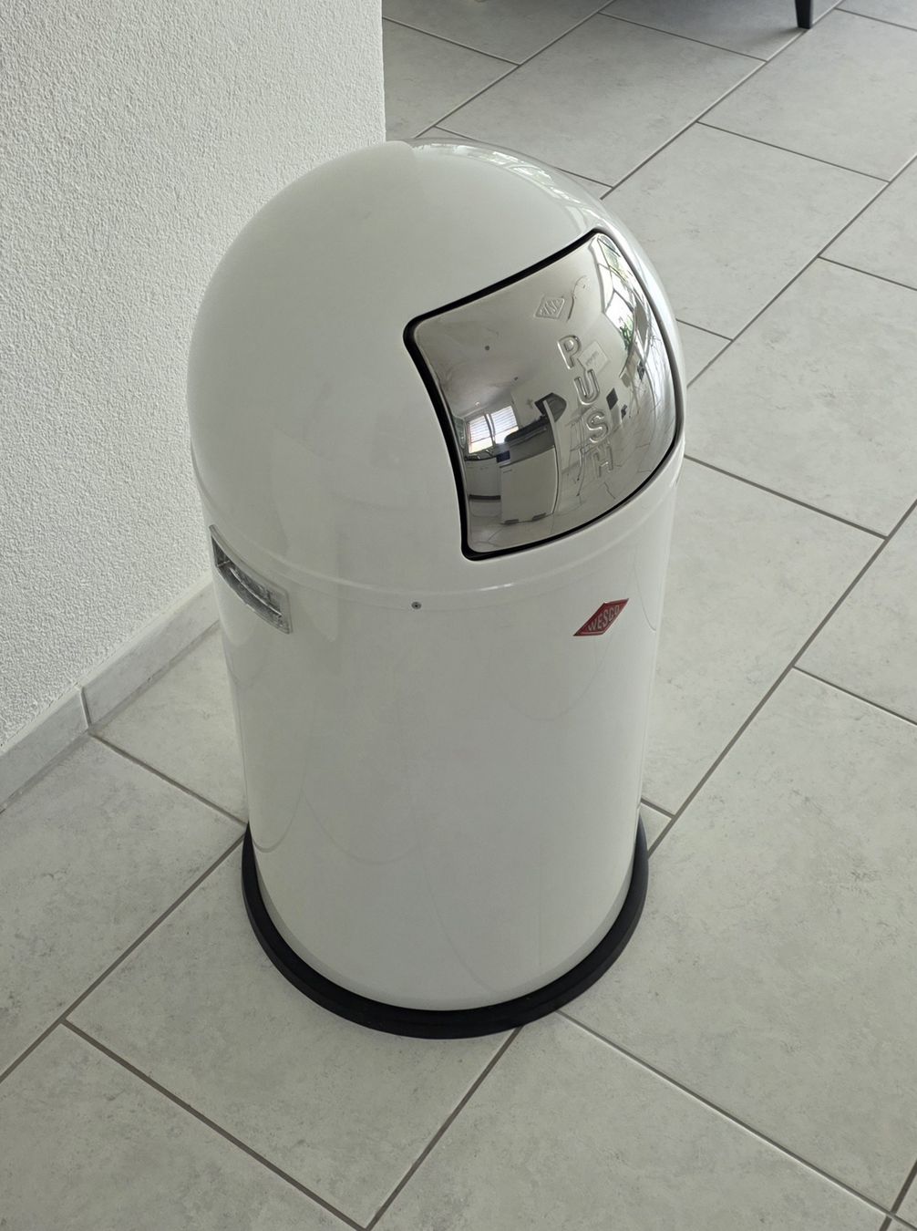 Wesco Cestini per rifiuti: Wesco Pushboy 50l – Usato da Bottmingen venduto da Voja1