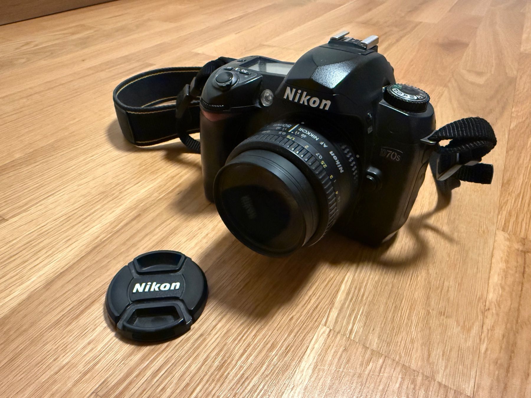 Nikon Fotocamera: Nikon D70s Spiegelreflexkamera – Usato da Volketswil venduto da Semai1 2
