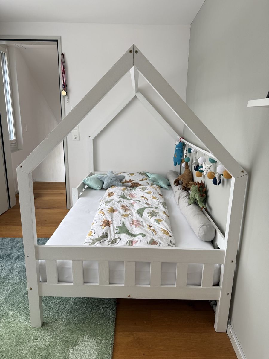 Letti: Kinderbett Hausbett Weiss – Usato da Warth venduto da vpa_b8dl 1
