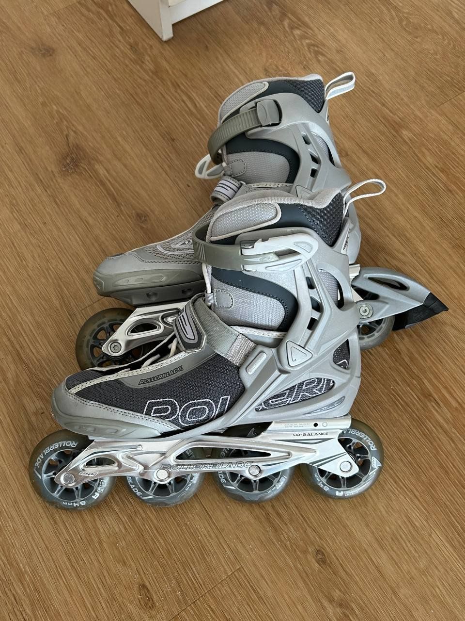Inline-Skating & Rollschuhe: Rollers gris Rollerblade taille 41 | Rollerblades size 41 – Gebraucht aus Clarens von meritus 1