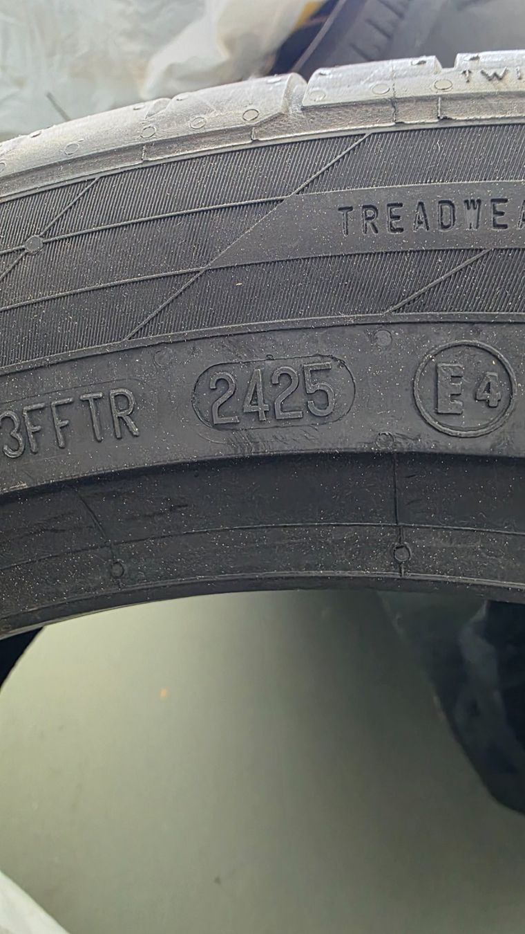 Continental Pneumatici & Ruote complete: 2 x ContisportContact SSR – Usato da Röschenz venduto da Ziberzab 1