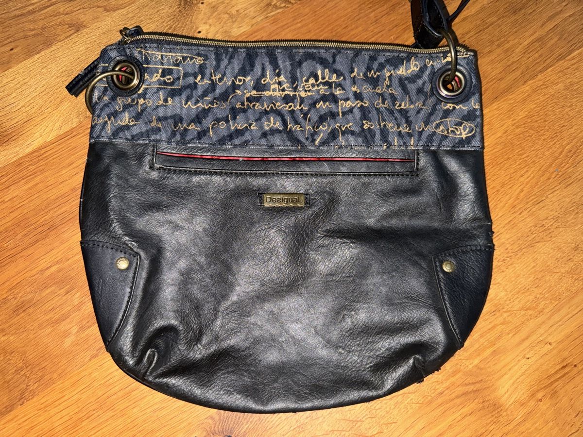 Desigual Taschen: Desigual Handtasche – Gebraucht aus Gurmels von topsommer 3