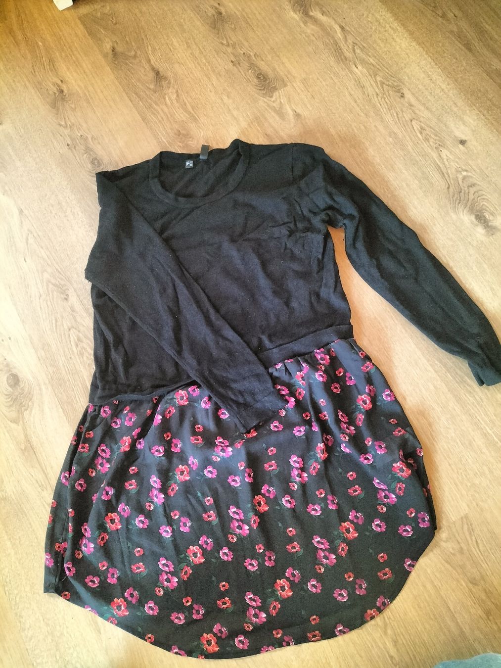Kleider: Robe L – Neu (gemäss Beschreibung) aus Gillarens von Emy_28