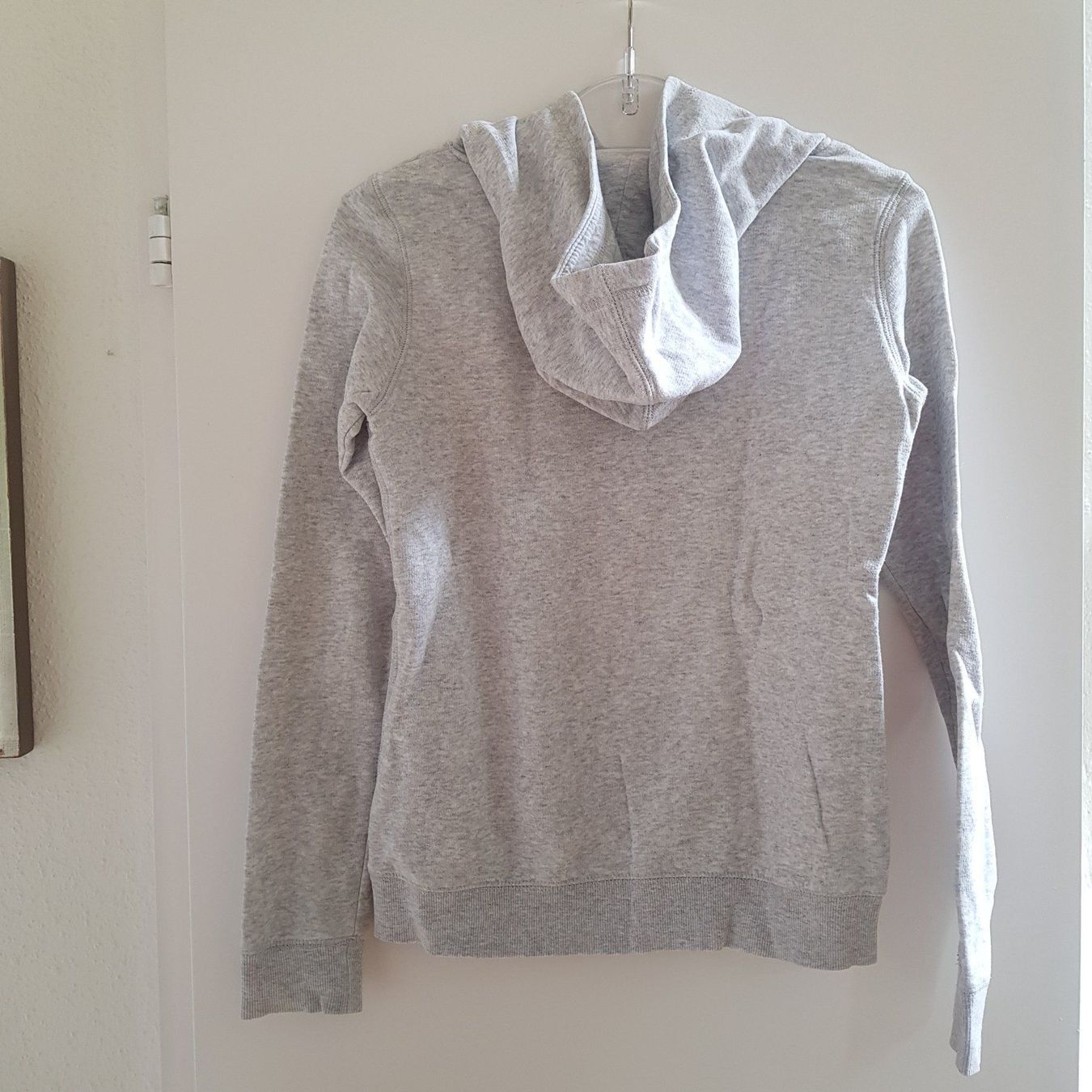 Maglioni & Felpe: Hoody für Mädchen – Usato da Zürich venduto da Mumpfi9 1
