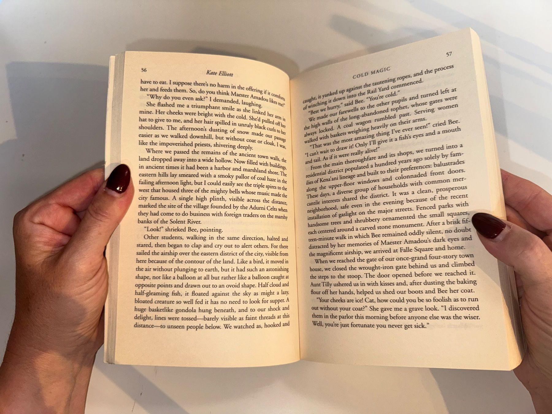 Libri: NOVEL: Kate Elliott, Cold Magic – Usato da Grosswangen venduto da English_books 3