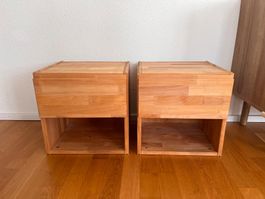 Set of 2 Wood Bedside Tables/Nachttische aus Massivholz