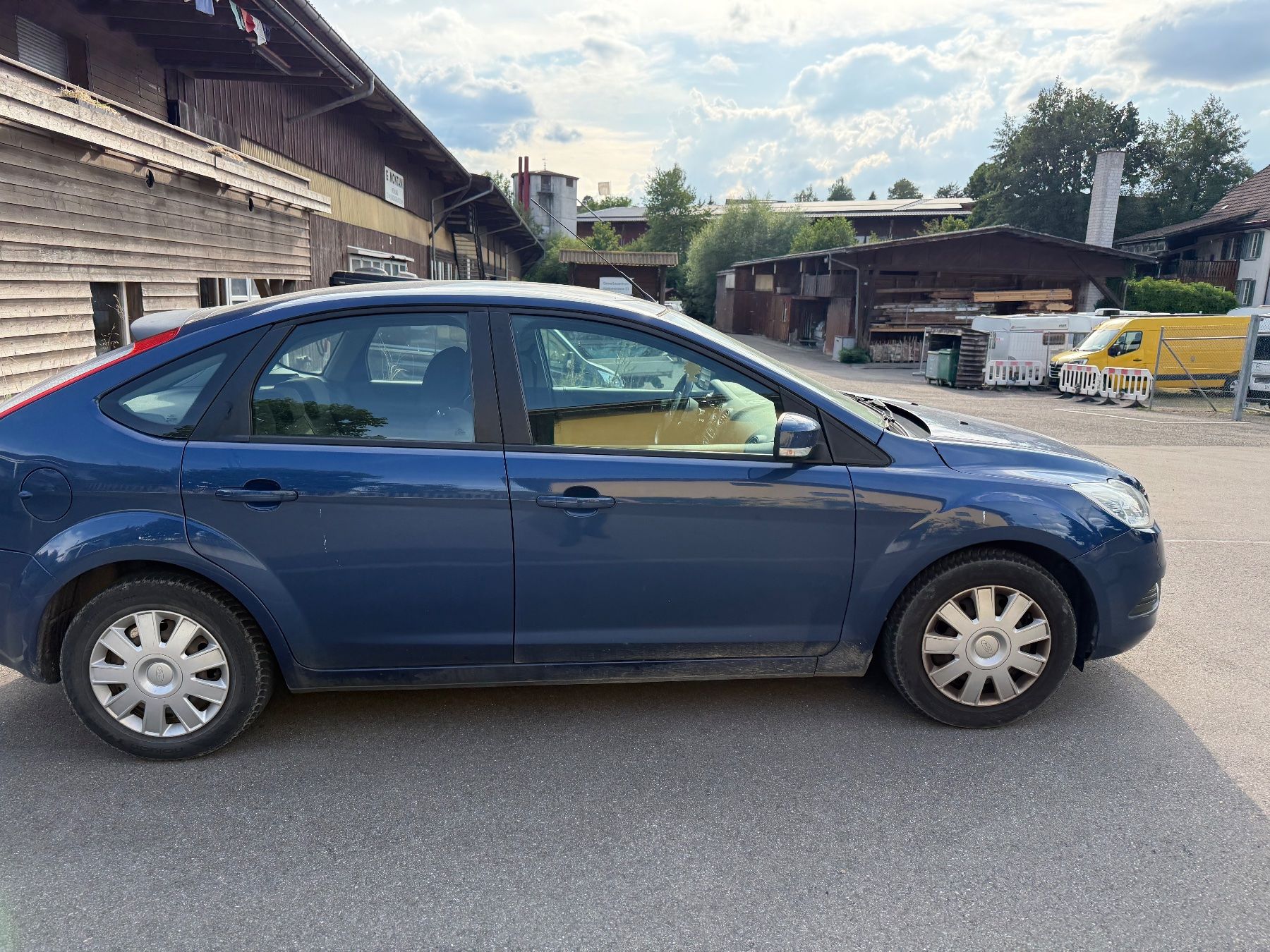 Ford Automobili: Ford Focus 1.8i FFV – Difettoso da Schneisingen venduto da TG_92 1