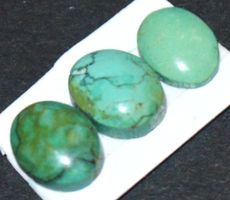 Cabochon Set L-5749 – 3 Stück Hubei Türkis je ca. 8x6mm