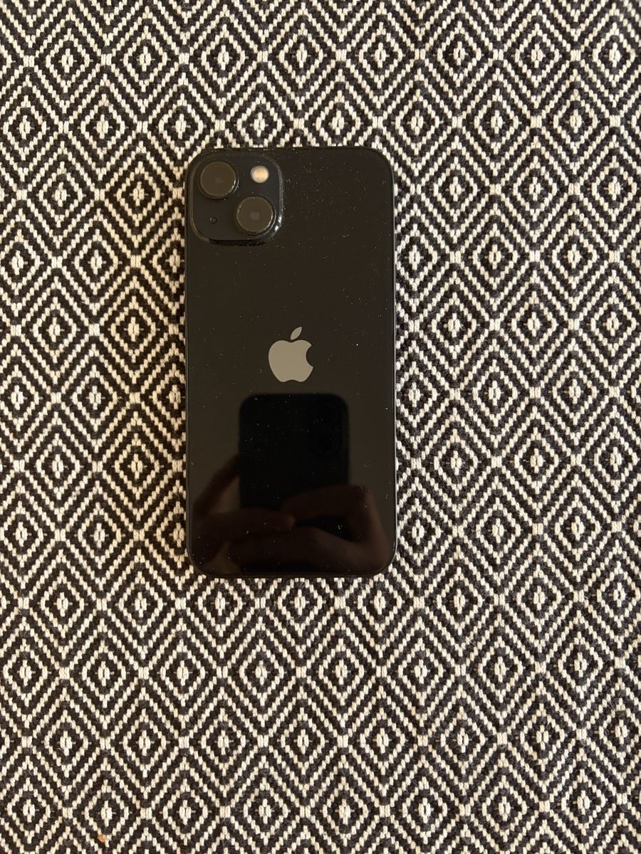 Apple Telefoni cellulari / Smartphones: Apple iPhone 13, 128GB, incl. Otterbox & 5 privacy screen  – Usato da Bern venduto da ber_dp8r 2