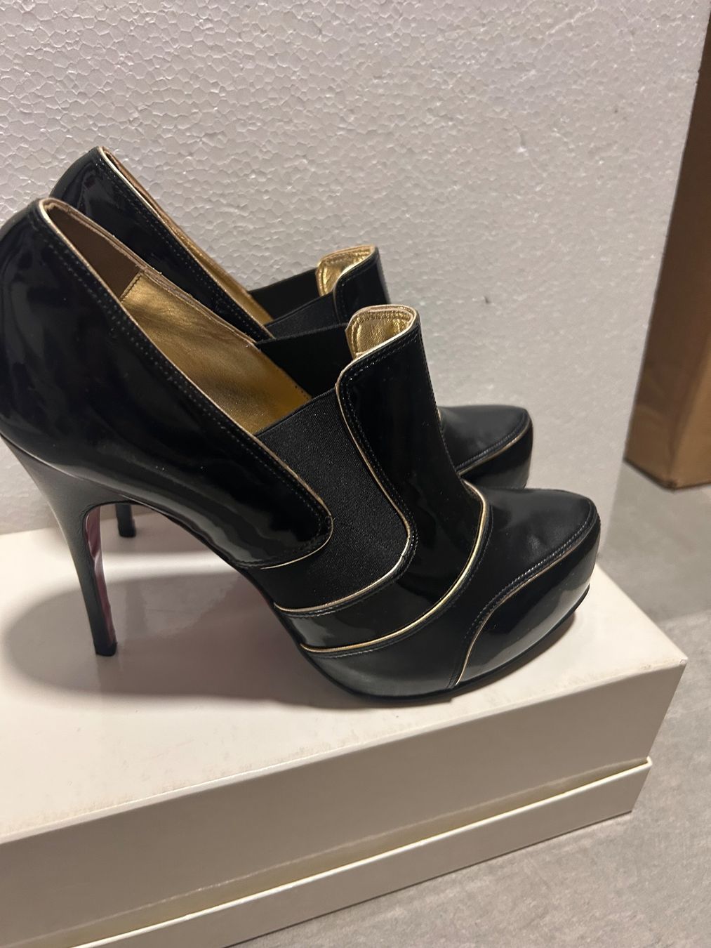 Chaussures femmes: Luciano Padovan Ankle Boots Black Gr. 40 – Neuf avec emballage d'origine à Veyrier par aliyag 8