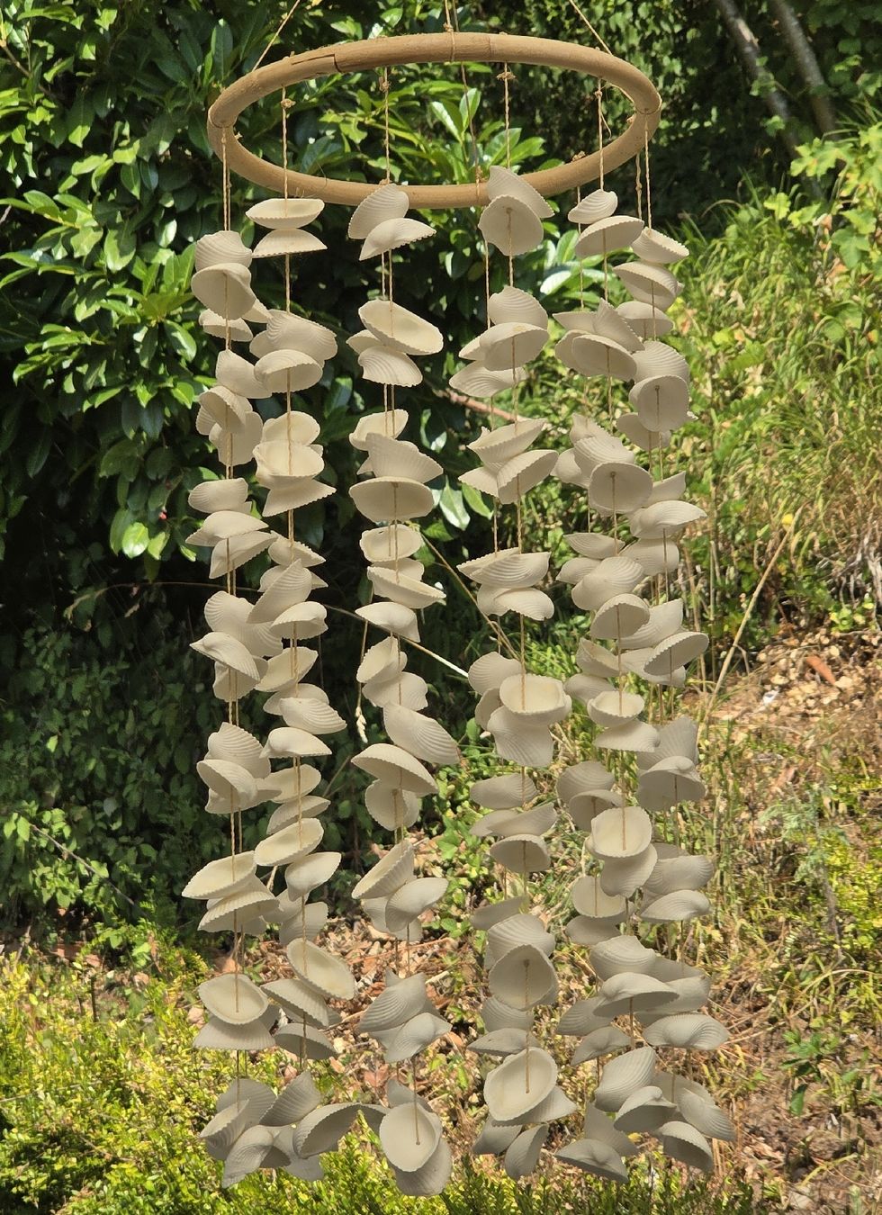 Autres décorations & accessoires: Windspiel Muscheln Handarbeit Dekoration – D'occasion à Rheinsulz par Gilea