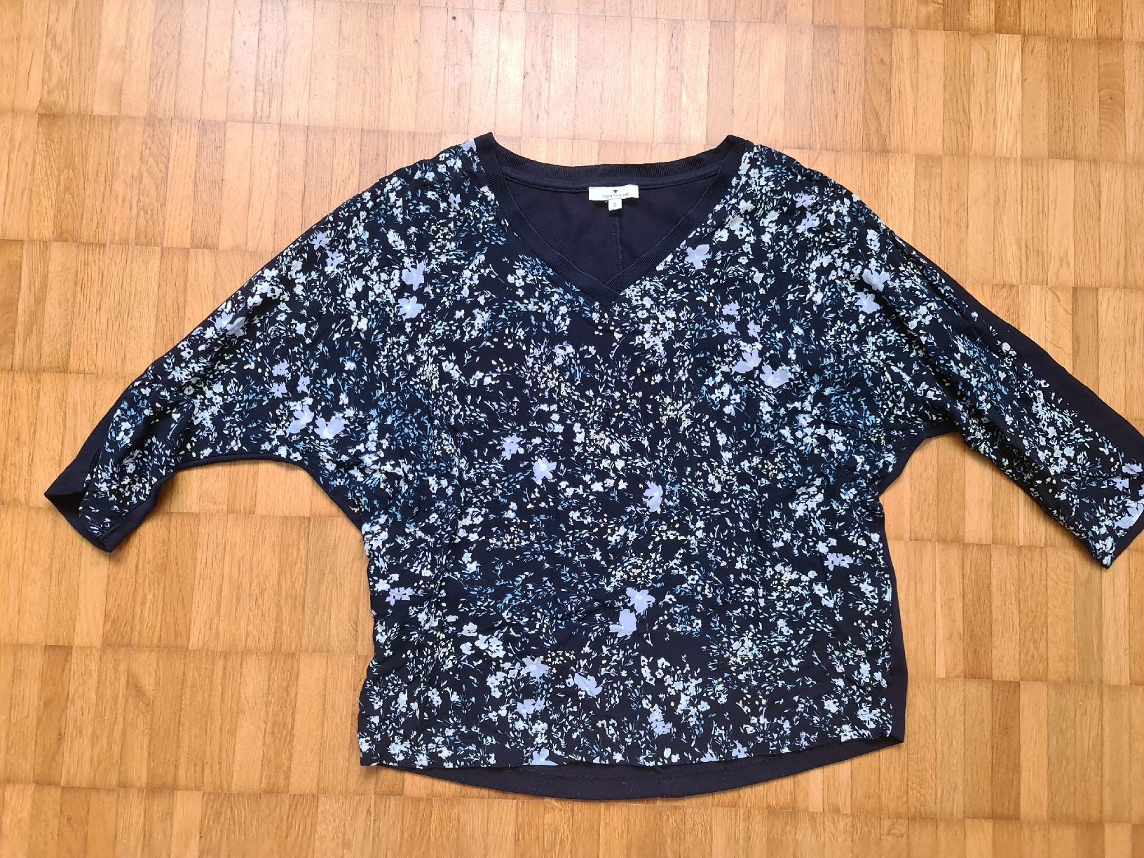 Tom Tailor T-Shirts: Schickes Damen-Sommer-Oberteil Tom Tailor gr S – Neu (gemäss Beschreibung) aus Emmenbrücke von gatasalvache 2