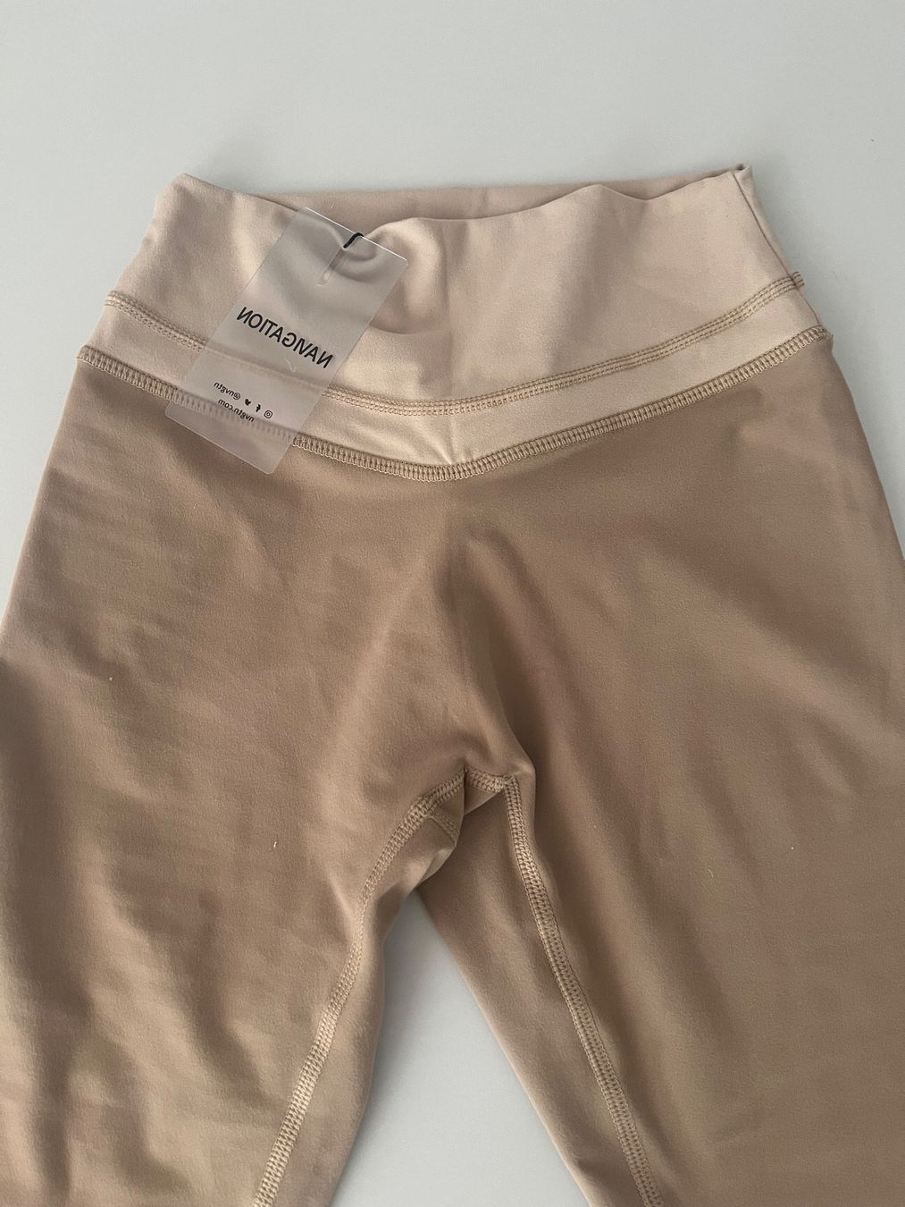 NVGTN Leggings: NVGTN Canvas Aera Form Leggings S – Nuovo e nell'imballaggio originale da Riehen venduto da fab_zz85 2