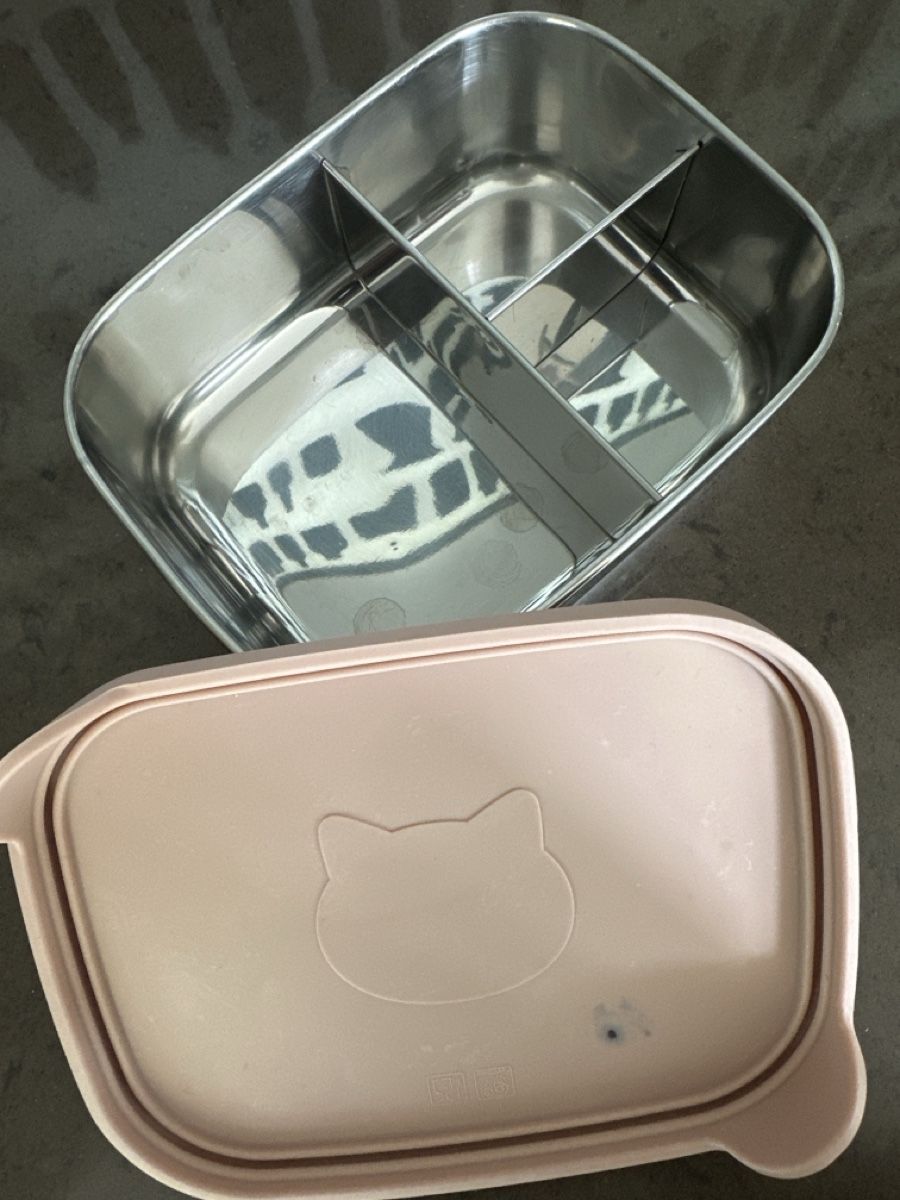 Altro in Decorazioni & Accessori: Liewood snack Box + Mushie cup – Usato da Männedorf venduto da Meganbdn 1