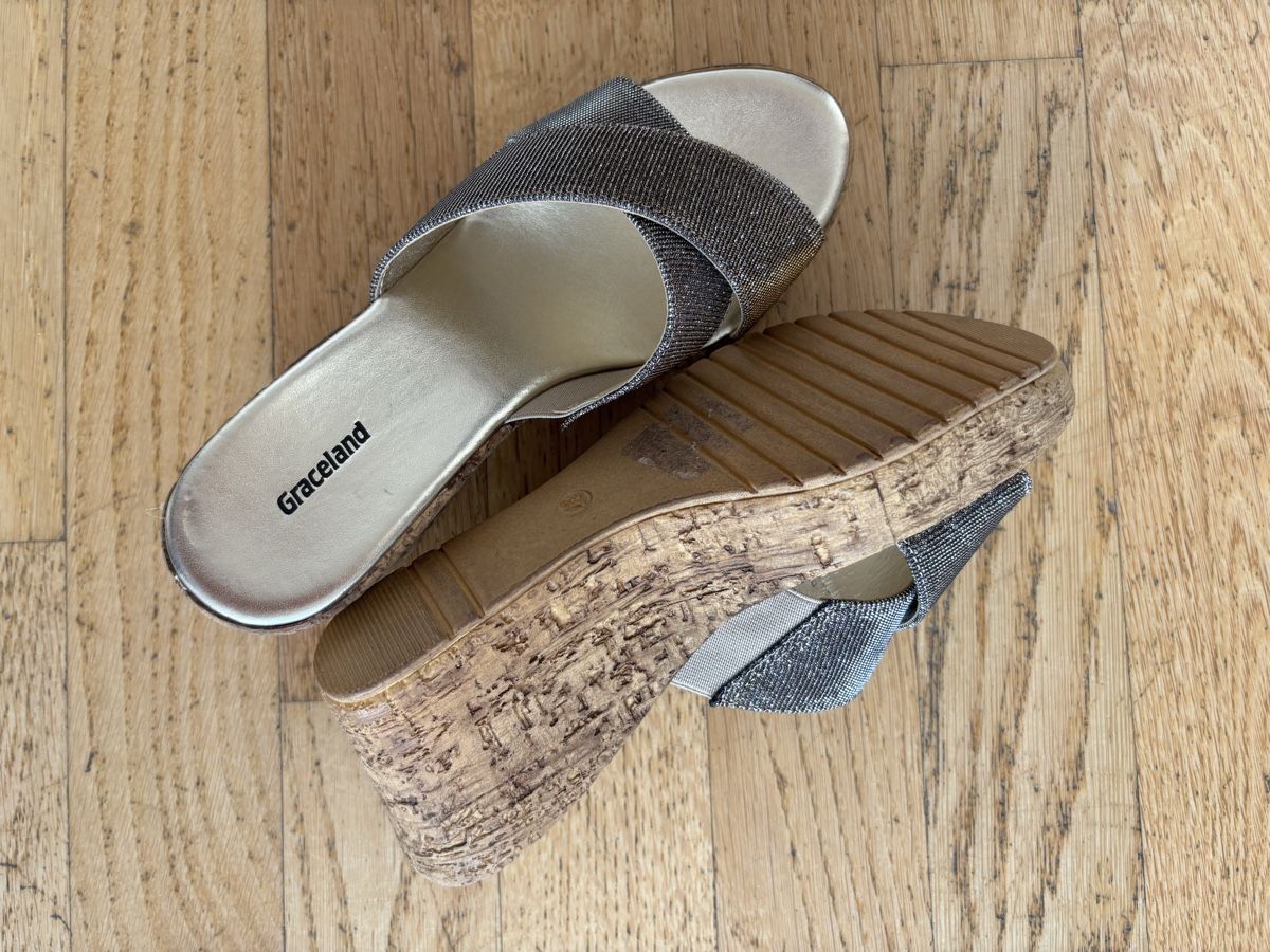 Graceland Scarpe da donna: Graceland Sommerschuhe, Größe 37. – Nuovo (secondo la descrizione) da Düdingen venduto da aschmutz 1