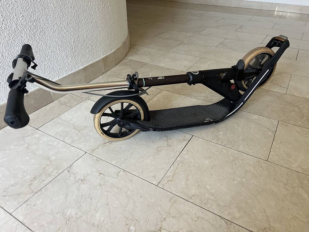 Kickboard: Monopattino OXELO Town – Usato da Origlio venduto da Elicius 4