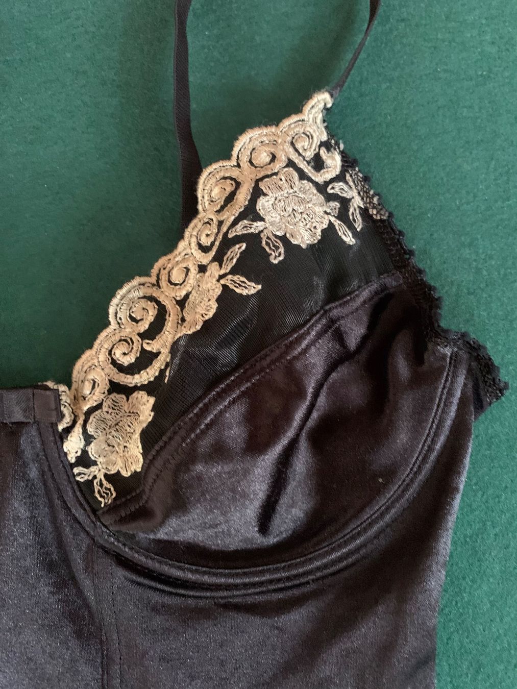 Sonstige Unterwäsche: Body BH Gr 75B – Gebraucht aus Interlaken von Bona55 2