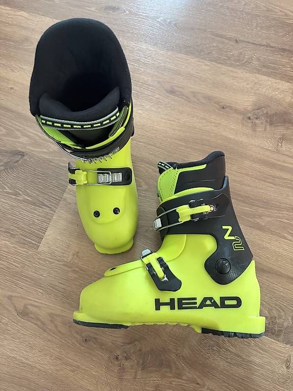 Head Scarpe da uomo: Chaussures de Ski Head Z2 22,0-22,5 – Usato da Ogens venduto da ced_qn5v