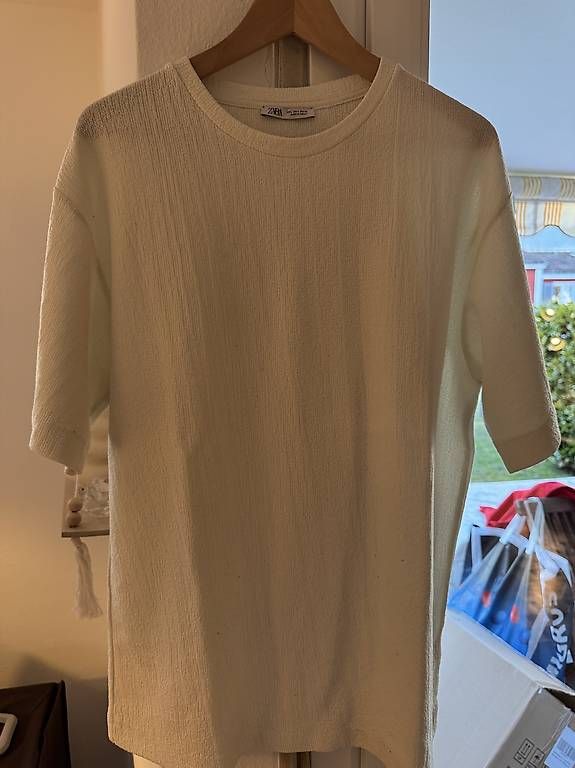 T-shirt: Zara White T-Shirt Size L – Usato da Meilen venduto da DavideL02 1