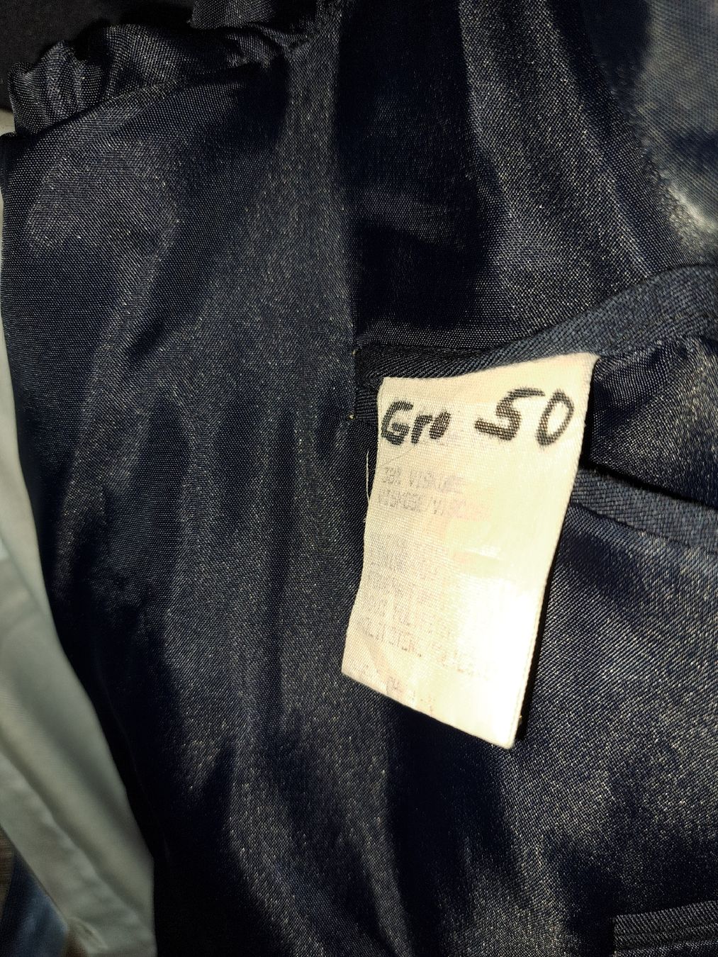 Anzüge: Herrenanzug mit Hemd und Krawatte,  Gr.50 – Gebraucht aus Kloten von Buki-Sneki 3