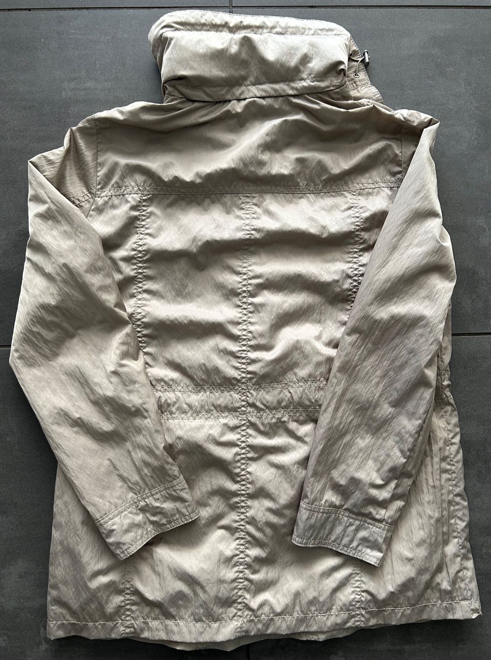 Jacken: Jacke Gr. 40 beige leicht zu tragen – Gebraucht aus Zürich von Aengely 1