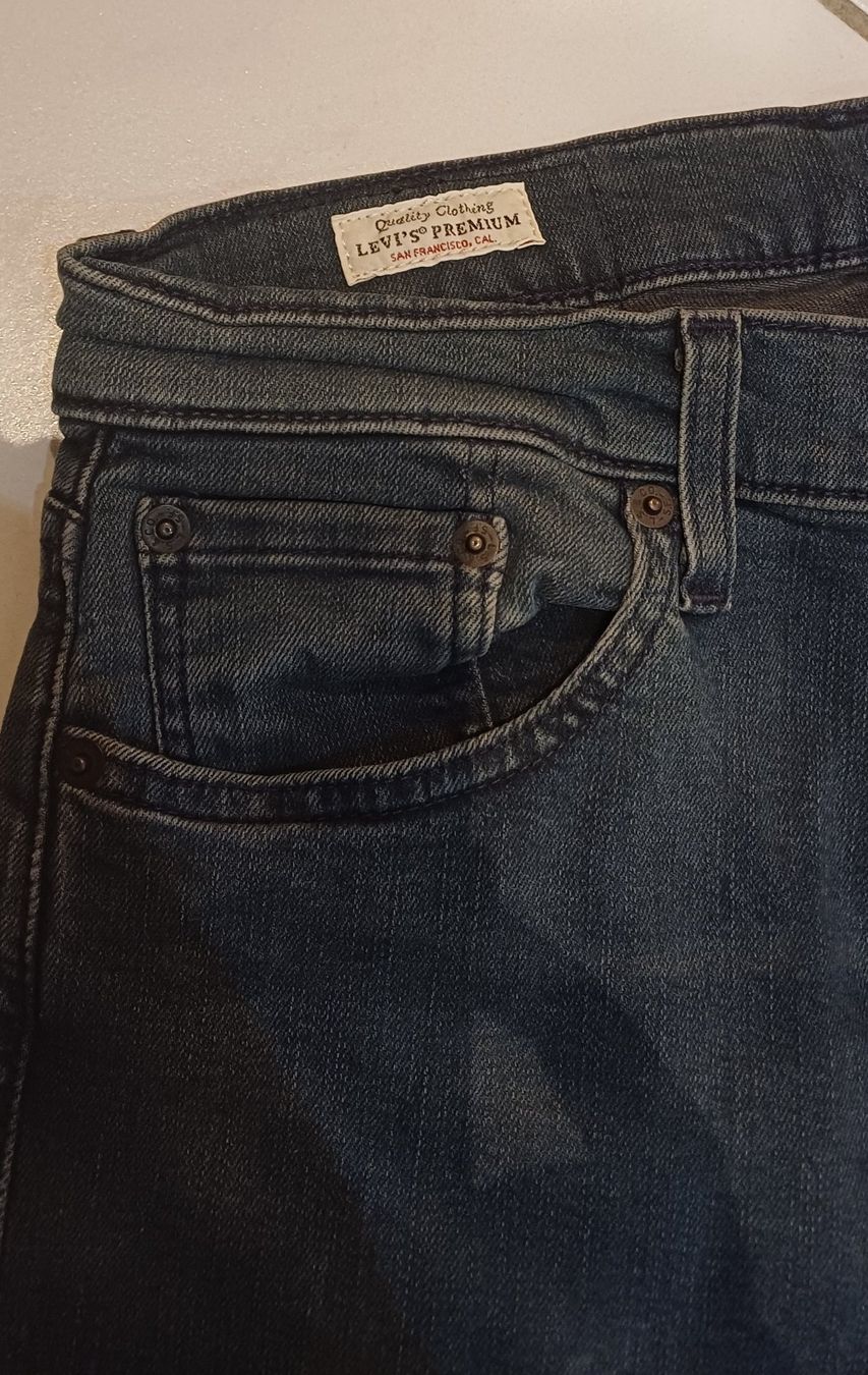 Levi's Jeans: Jeans LEVIS Regular Fit Gr. 29/34 – Usato da Signau venduto da Jana79 1