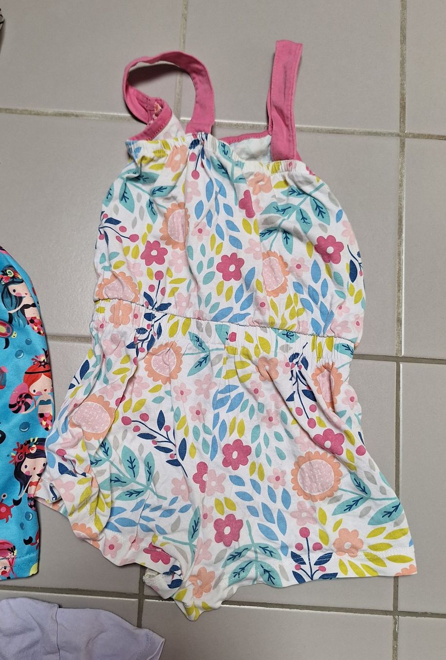 Lotti & Set di vestiti: Kleiderpaket Sommer 92/98 bis 104 – Usato da Sissach venduto da Nothing123 2