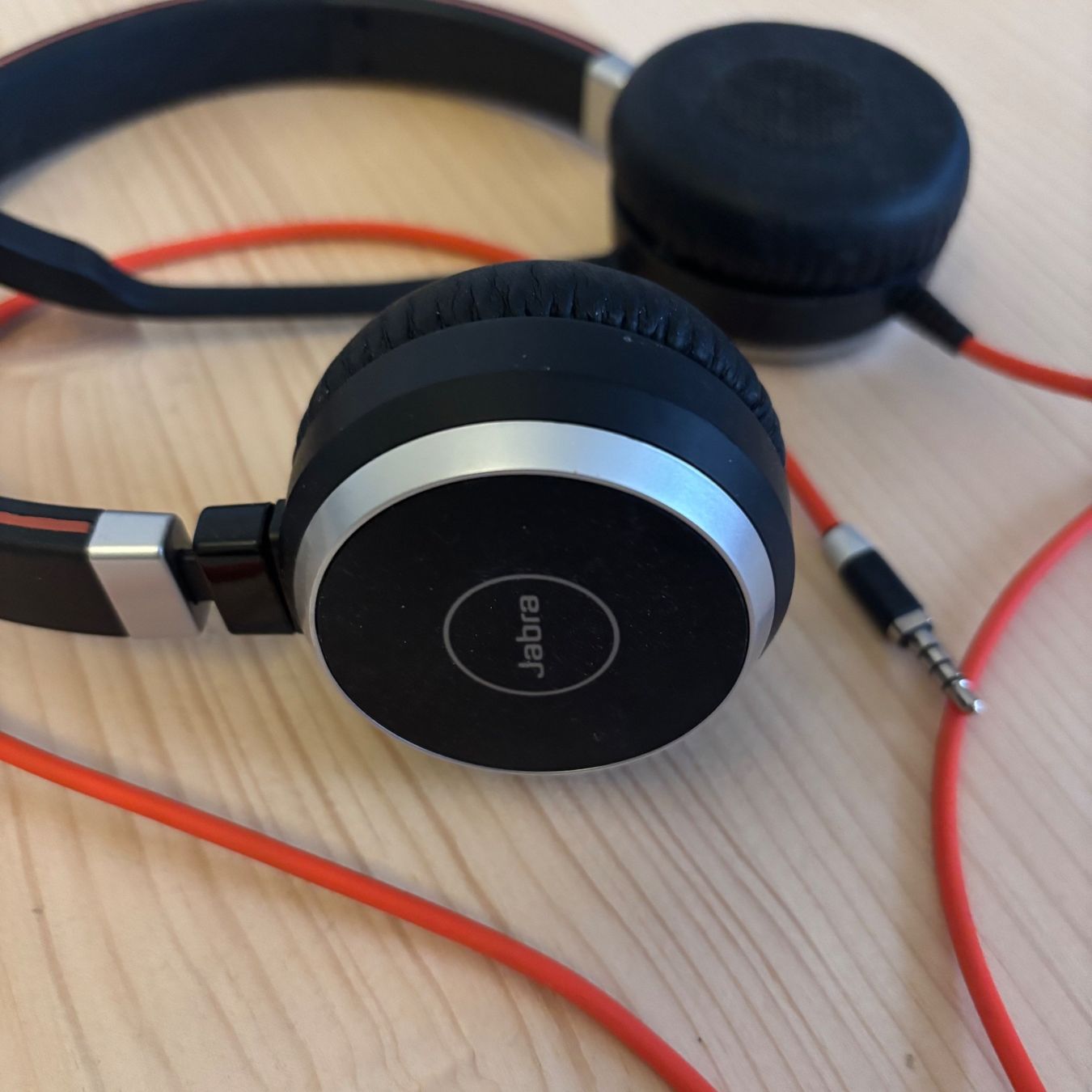 Jabra Cuffie: Jabra Headset mit Mikrofon und Kabel – Usato da Basel venduto da meerow
