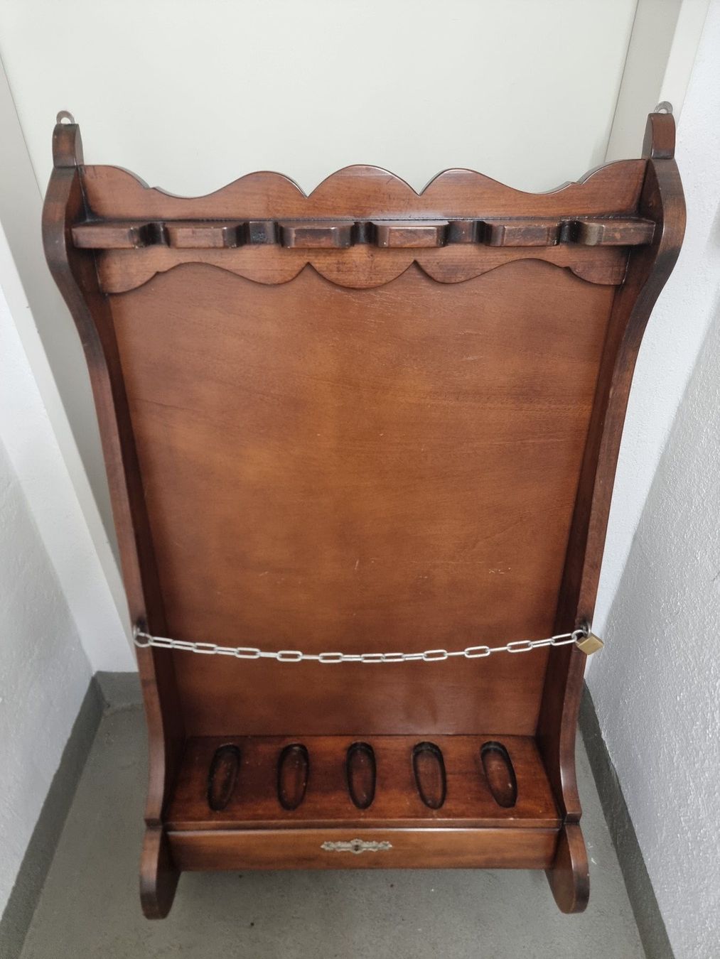 Ausrüstung & Ersatzteile: Gewehrständer Gewehrrechen Holz mit Schublade – Gebraucht aus Schwerzenbach von cloudberrypi 2