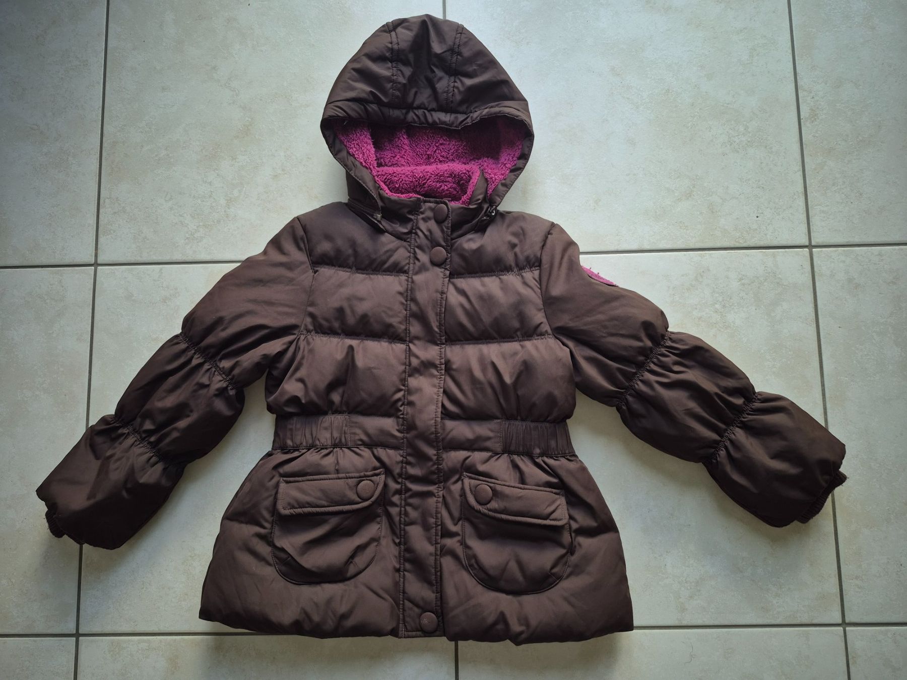 C&A Giacche & Cappotti: Daunenjacke Gr. 122 – Usato da Lengnau AG venduto da m5f1r9