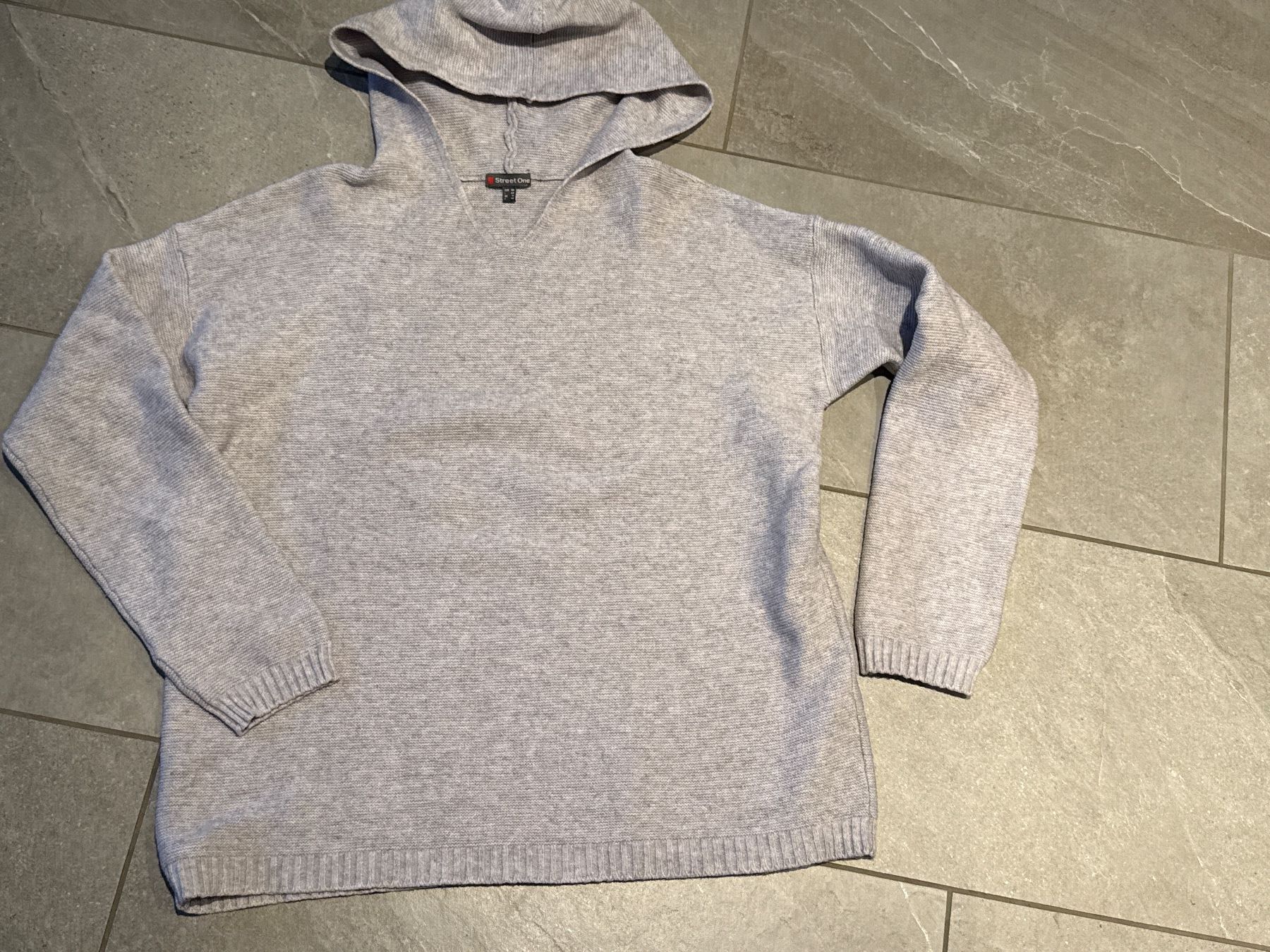 Maglioni & Felpe: Fein Strick Pulli, Street one,  40 – Usato da Amriswil venduto da used2use 1