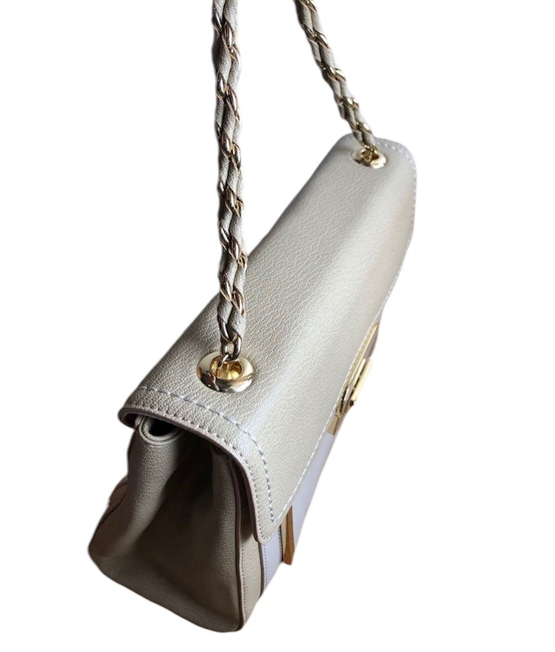 Moschino Borse da donna: Sac Moschino / Handtasche – Nuovo (secondo la descrizione) da Dotzigen venduto da SecondHandGems 1