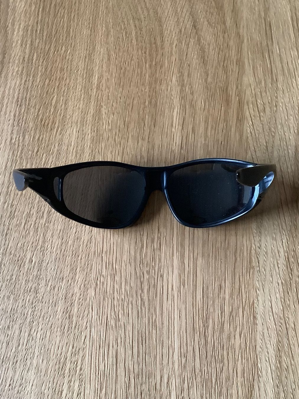 Occhiali & Lenti: Sonnenbrille (Überbrille) – Usato da Effretikon venduto da inscha 1