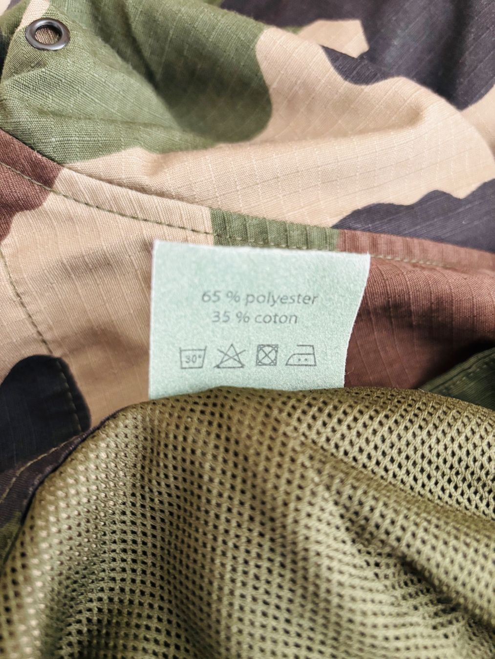 Uniformi: Armee Uniform, NEU – Nuovo (secondo la descrizione) da Zürich venduto da 2KiWi 7