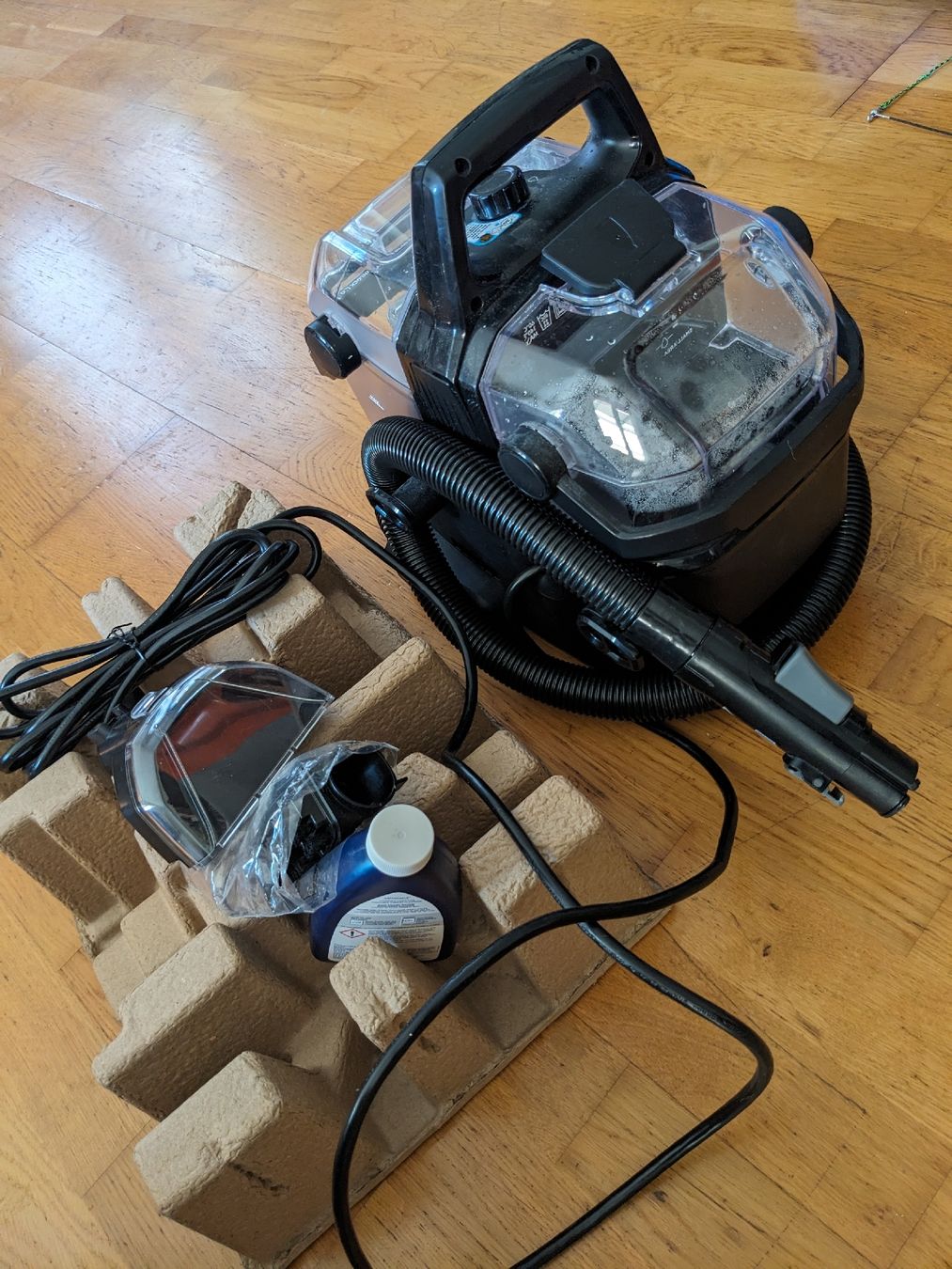 Bissell Pulitori a vapore: Bissell SpotClean HydroSteam Select – Usato da Zürich venduto da indiansummers 1