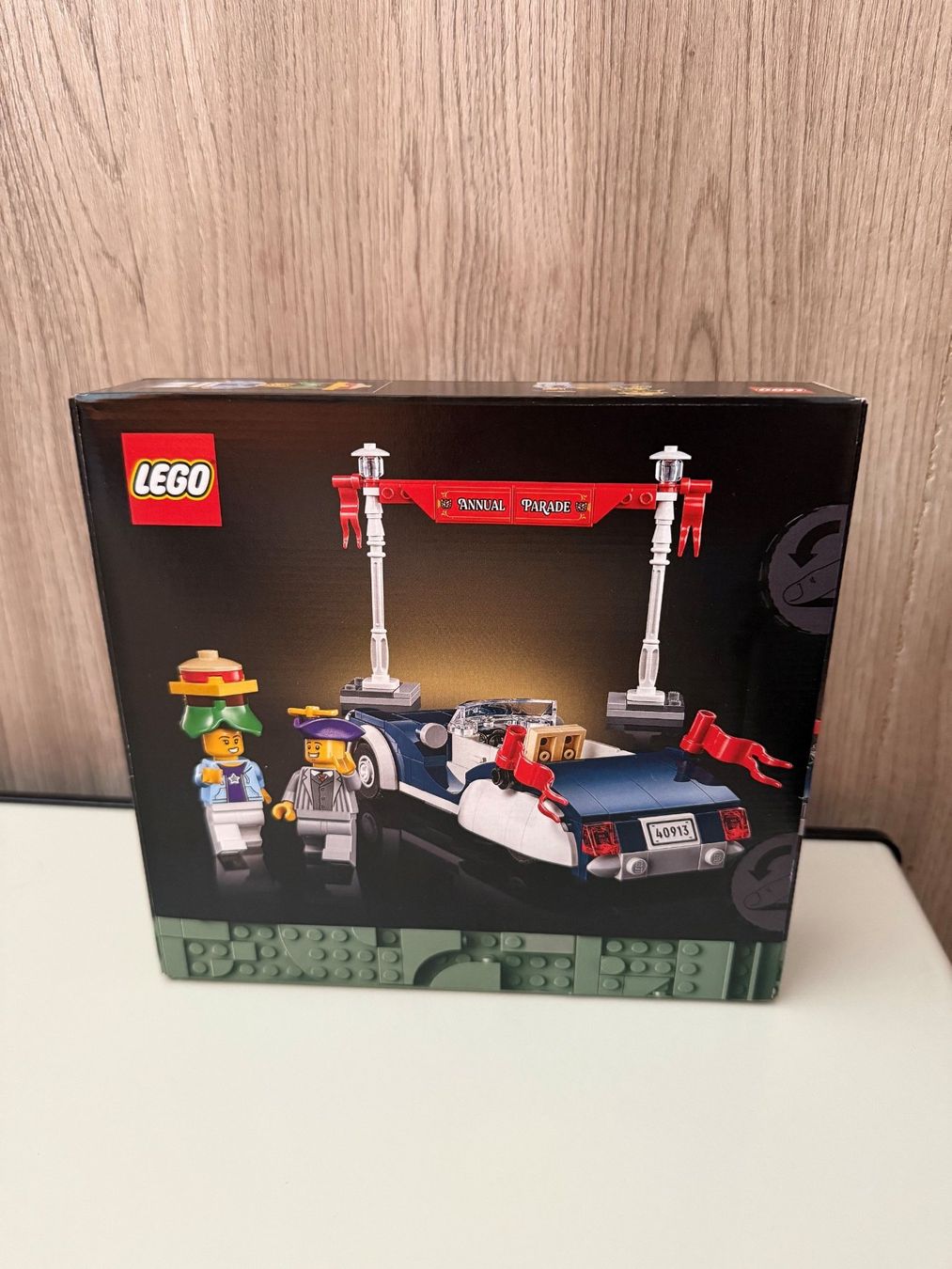Lego Kit di costruzioni: Lego 40913 - Vintage Parade Car – Nuovo e nell'imballaggio originale da Chiggiogna venduto da TheLegend88 1