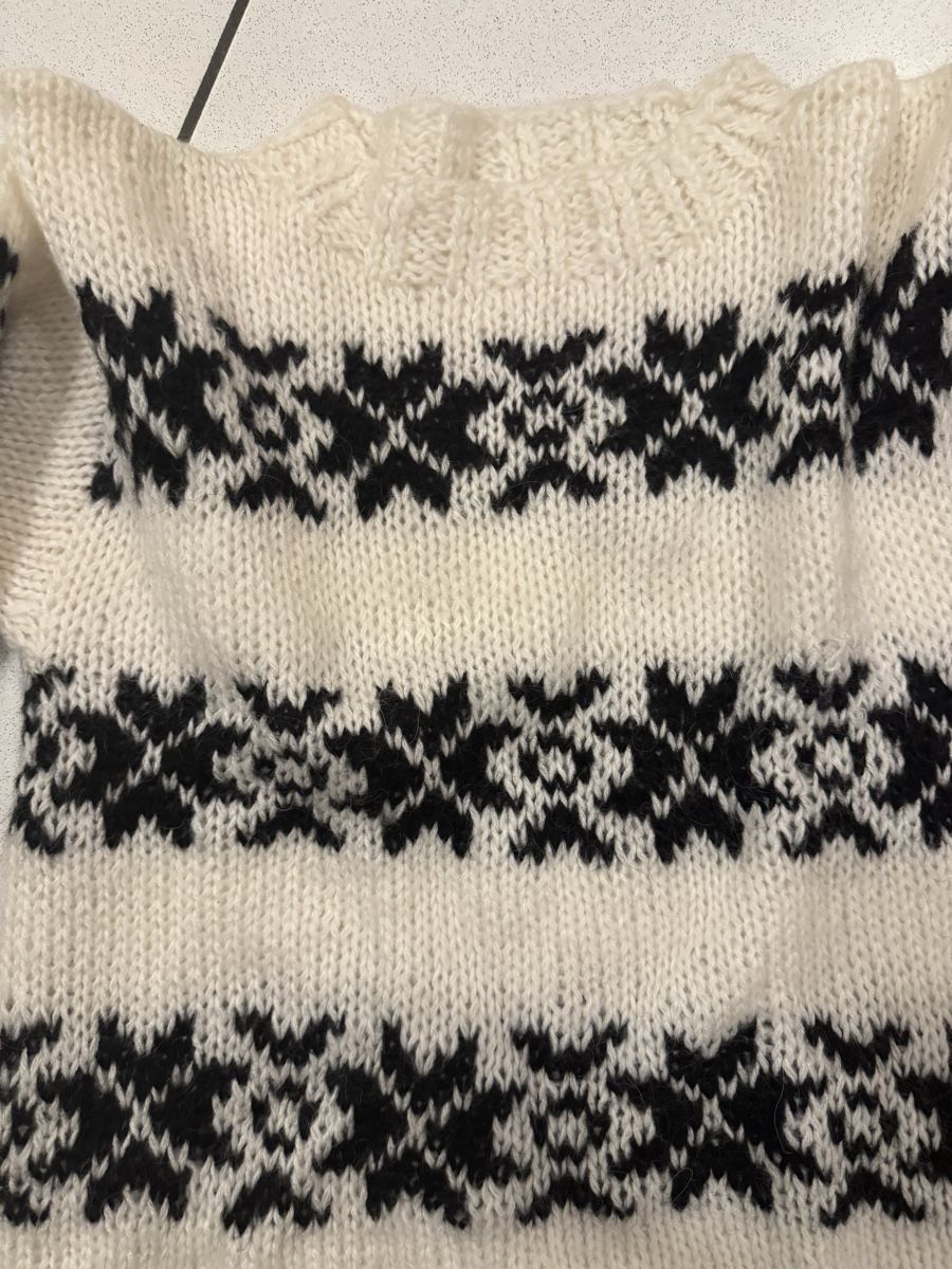 Pullover & Sweatshirts: Pullover di lana  fatto interamente a mano taglia M – Neu (gemäss Beschreibung) aus Grono von tes_6t5v 1