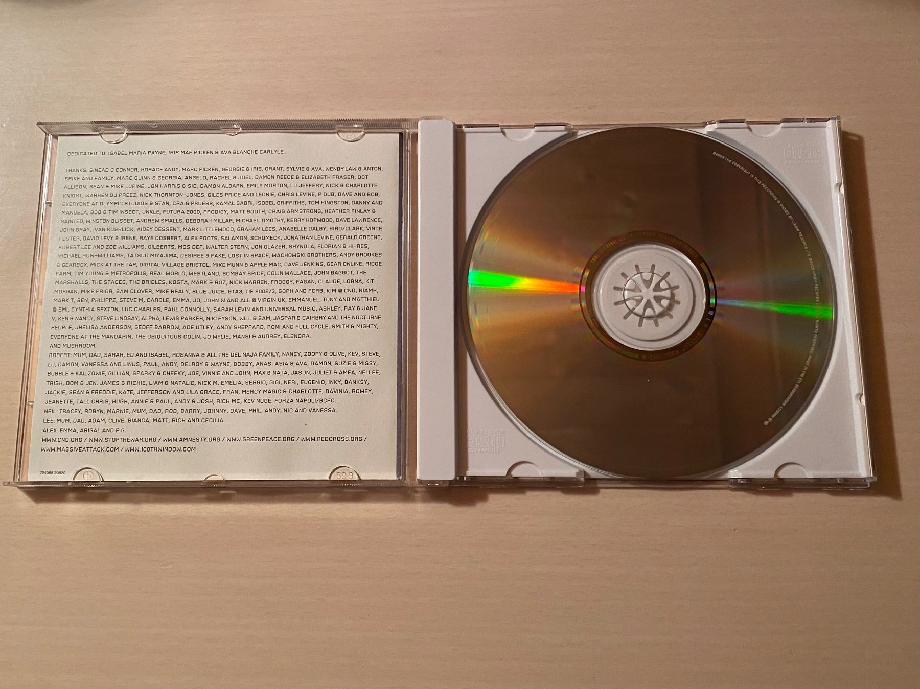 CDs: Massiveattack - 100TH Window – Gebraucht aus Oberried Brienz von Chyara 2