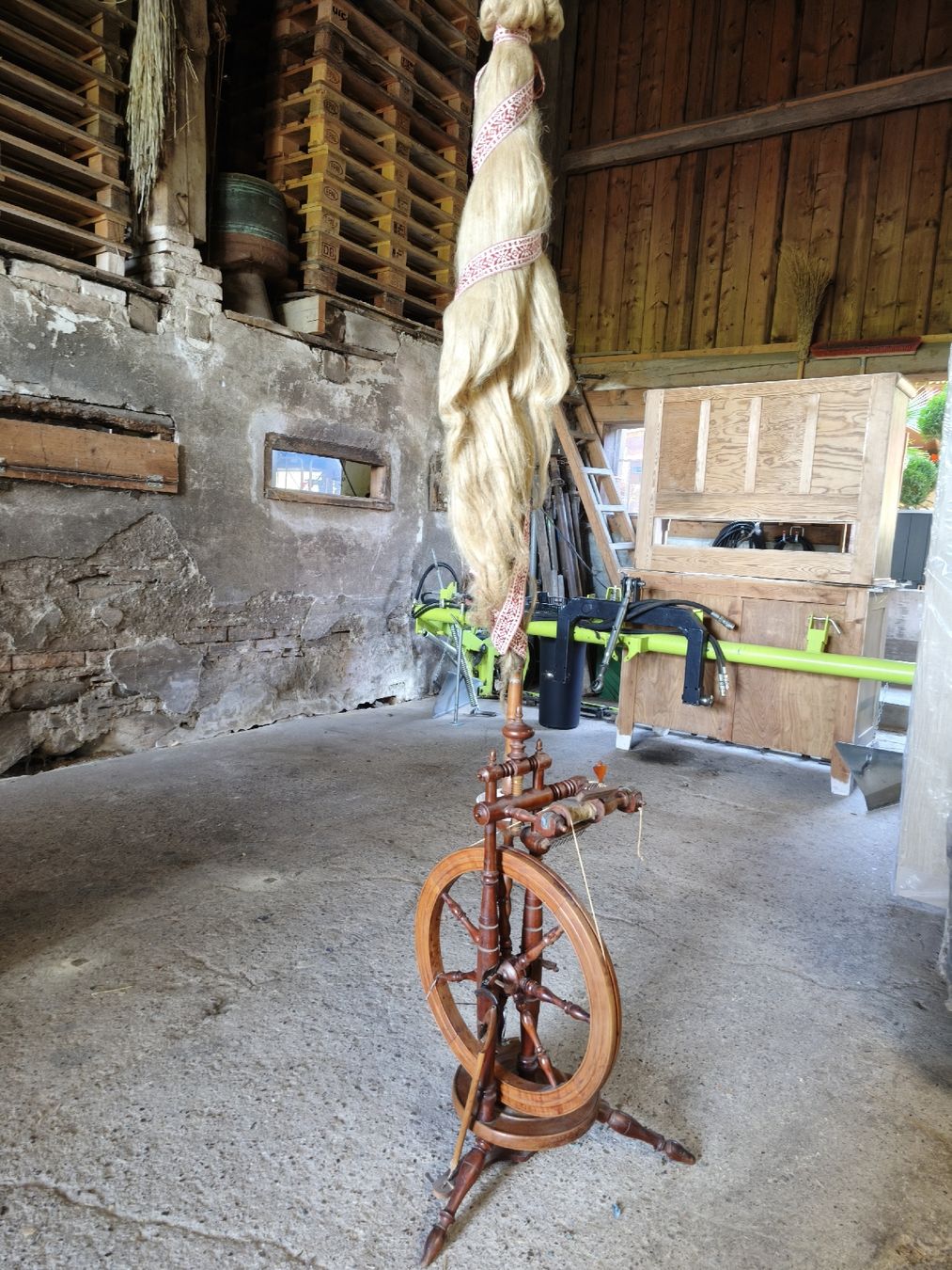 Spinnräder: Antikes Spinnrad  – Gebraucht aus Embrach von Cupcake_92 1