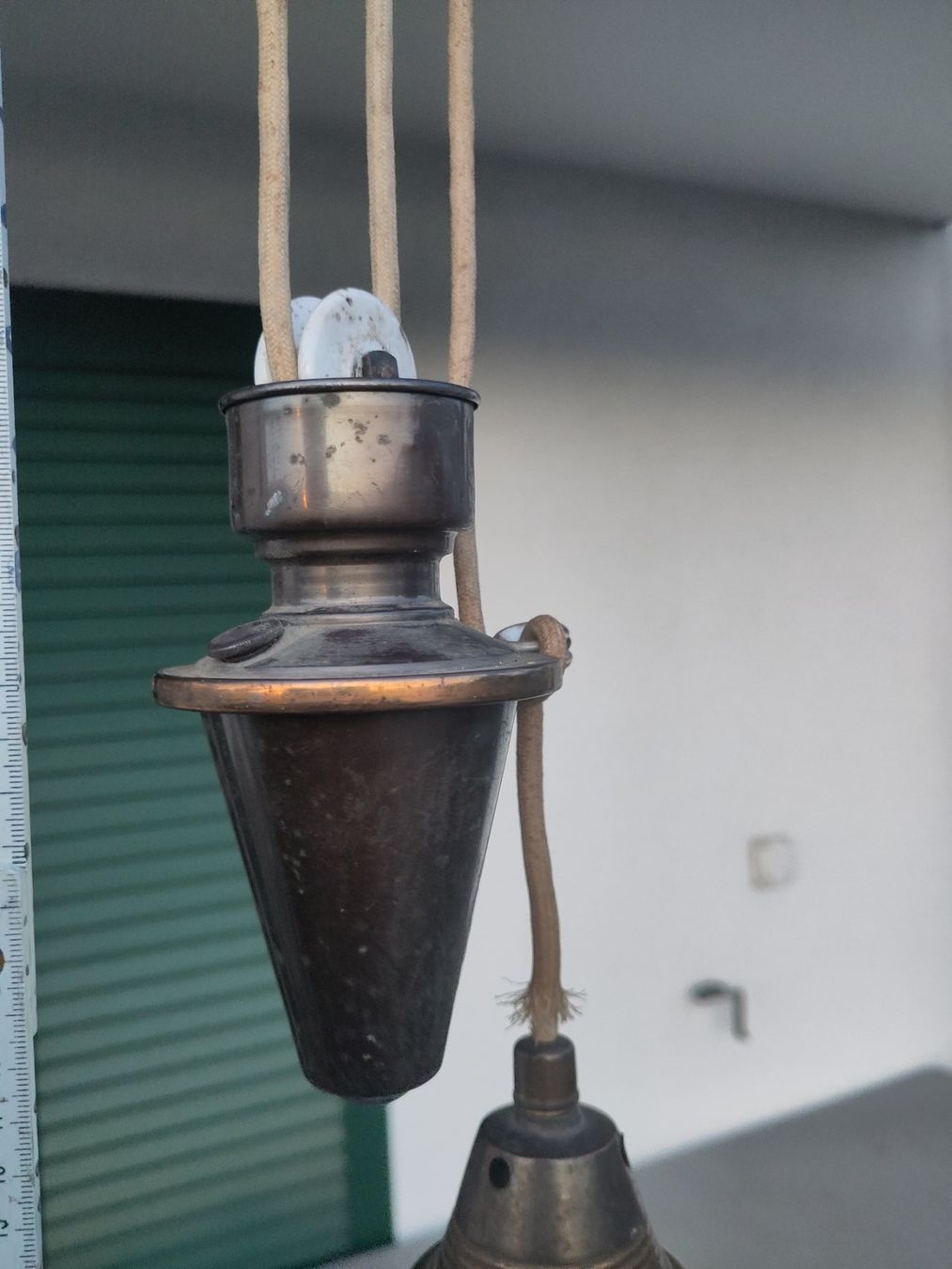 Lampade: Antike höhenverstellbare Lampe mit Gegengewicht – Usato da Oberbüren venduto da EBMA01 2