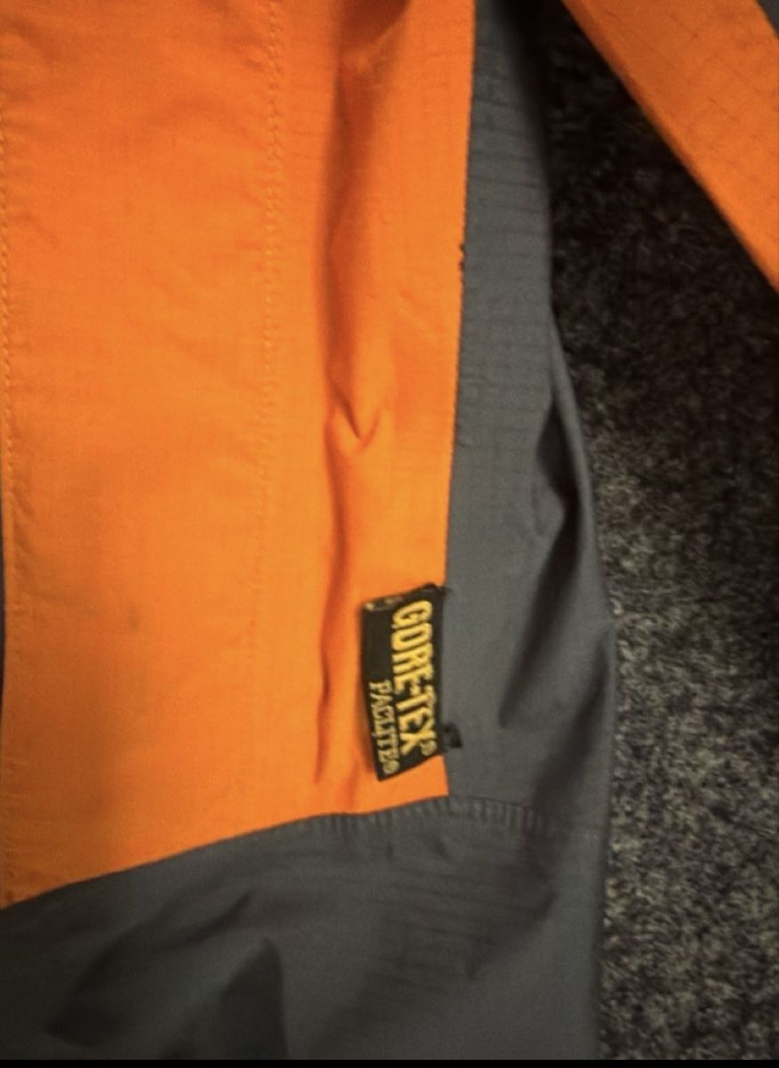 Mammut Vestes: Mammut Regenjacke – D'occasion à Reinach BL par the_9lwh 2