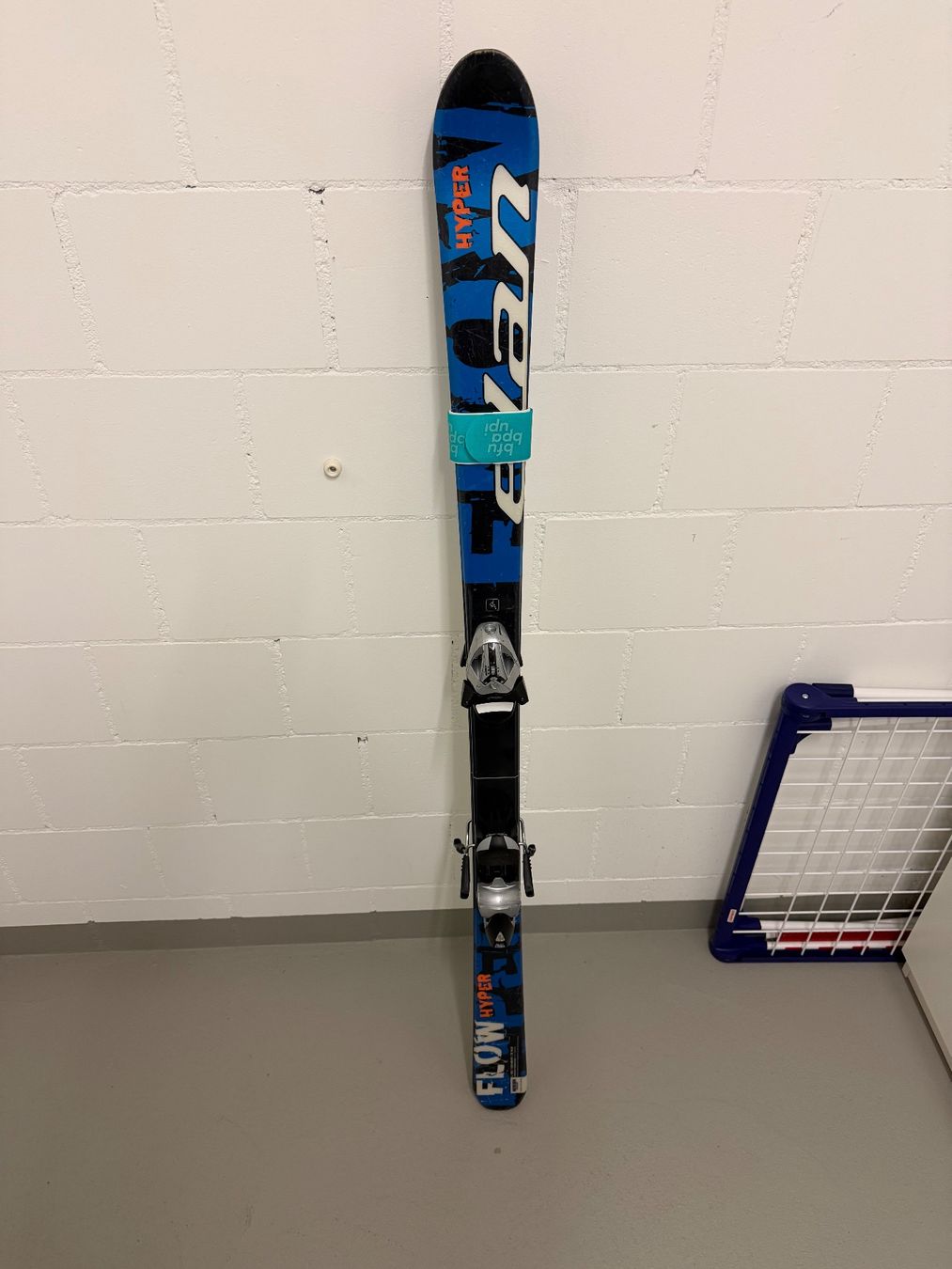 Elan Sci: Ski Elan Hyper Flow mit Bindung gebrauchter Zustand – Usato da Adlikon b.Regensdf venduto da Ano_75