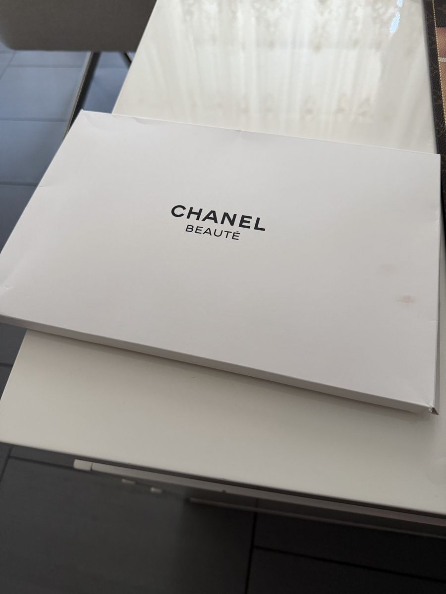 Chanel Borse: Chanel VIP Necessaires – Usato da Allschwil venduto da Figidindia 1