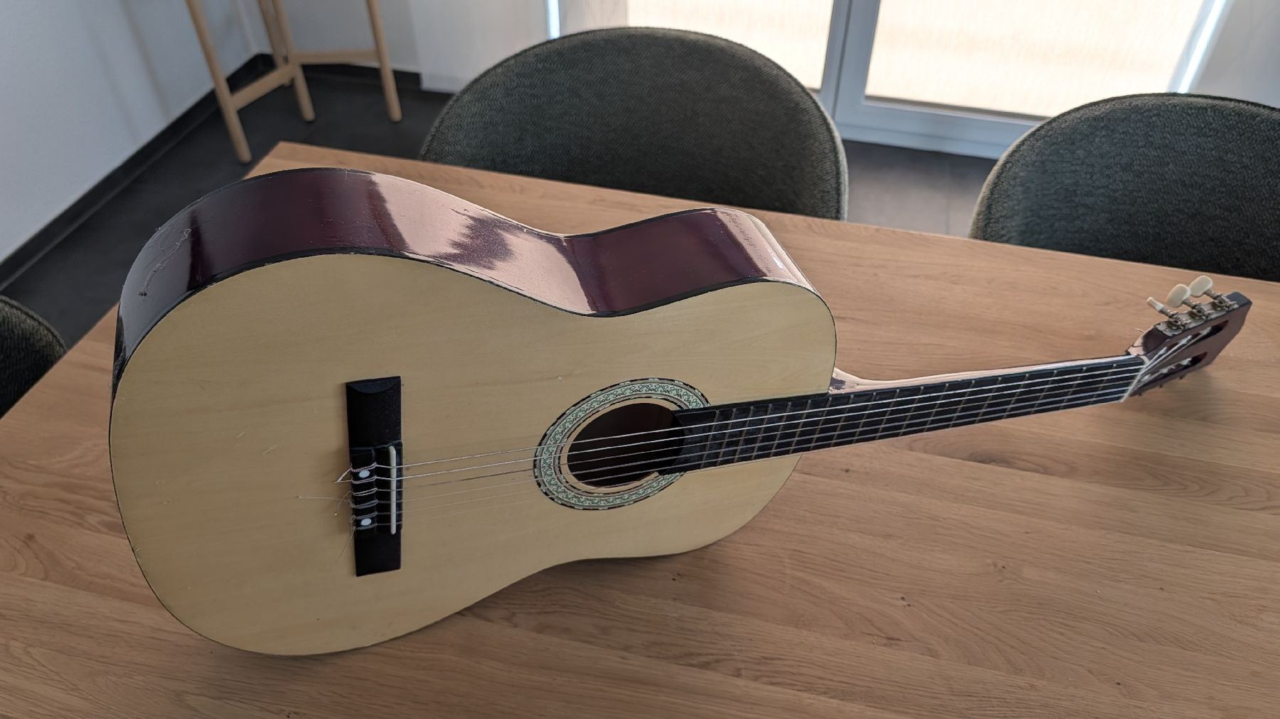 Strumenti musicali: Klassische Gitarre, braun, gebraucht – Usato da Feuerthalen venduto da mar_ra10 1