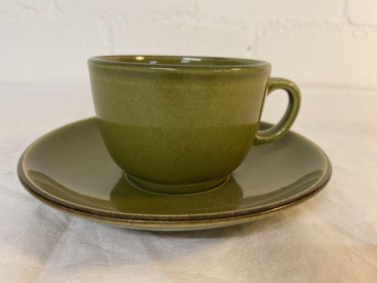 Rössler Tazze: Vintage Kaffeetasse mit Unterteller, grün – Usato da sursee venduto da trilli-tralli 1