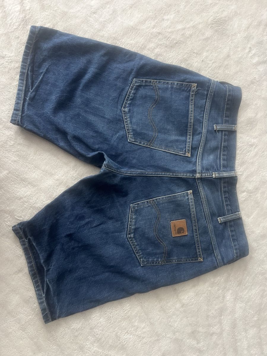 Carhartt Jeans: Carharrt short – Usato da Biel/Bienne venduto da val_m5my