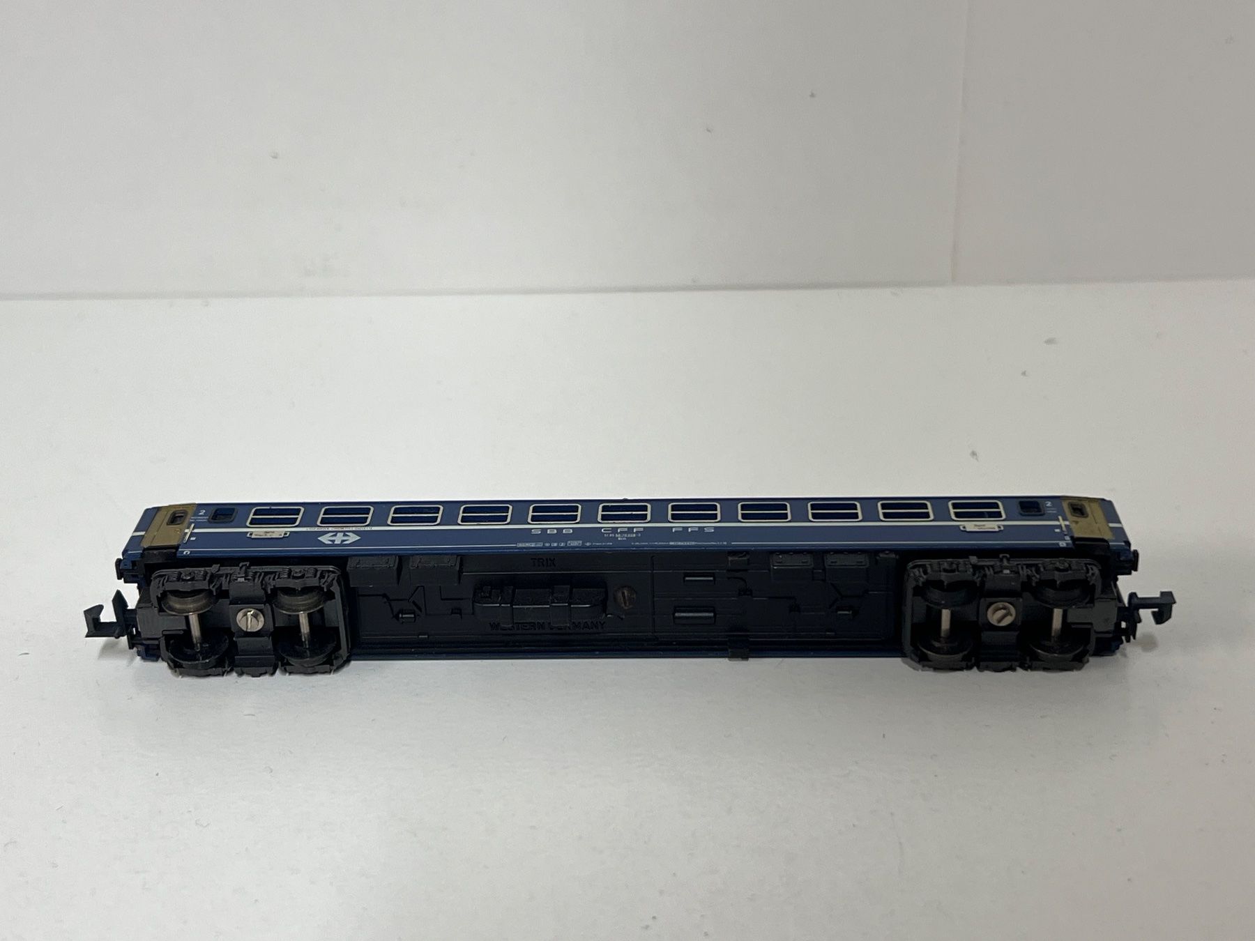 Trix Modelleisenbahnen: Minitrix  SBB CFF FFS Blau 2.Kl. SPUR N – Gebraucht aus Neuenhof von ludovicco 6