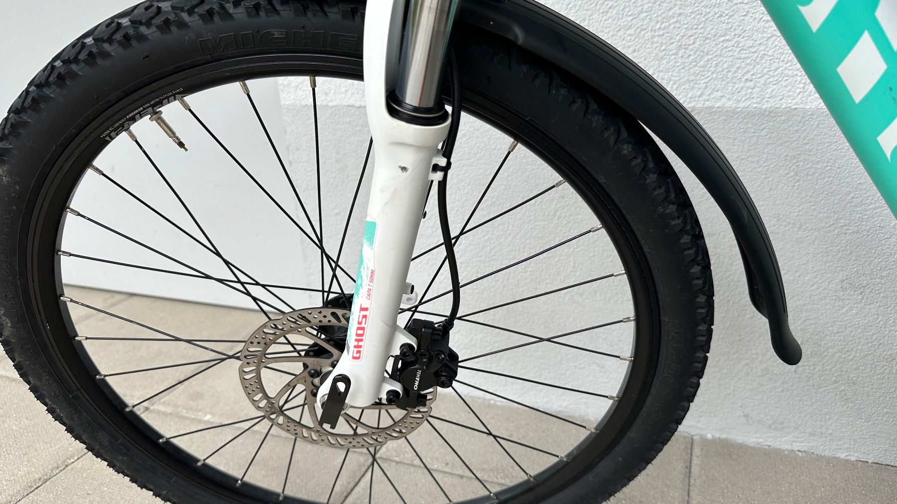 Ghost Velos: Mädchen - Fahrrad 24 Zoll Ghost – Gebraucht aus Urdorf von  7