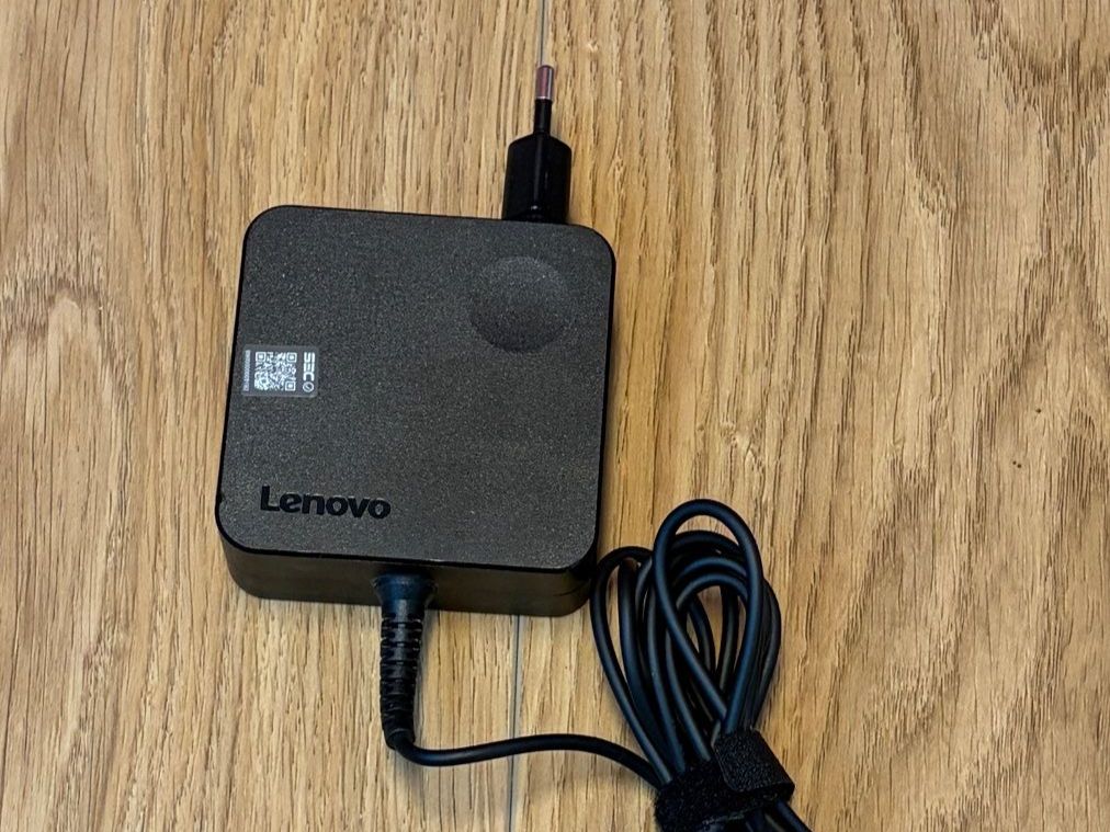 Lenovo Portables: Lenovo Notebook V15 Gen 2 – D'occasion à Wegenstetten par Ssuperior 4