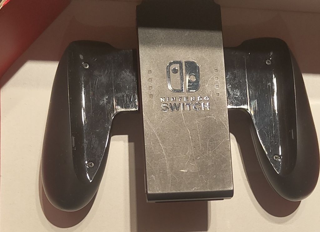 Nintendo Konsolen: Nintendo Switch – Defekt aus Luzern von kellmo 2